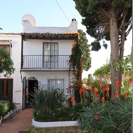 Nueva 21 Menyber Apartment Nerja